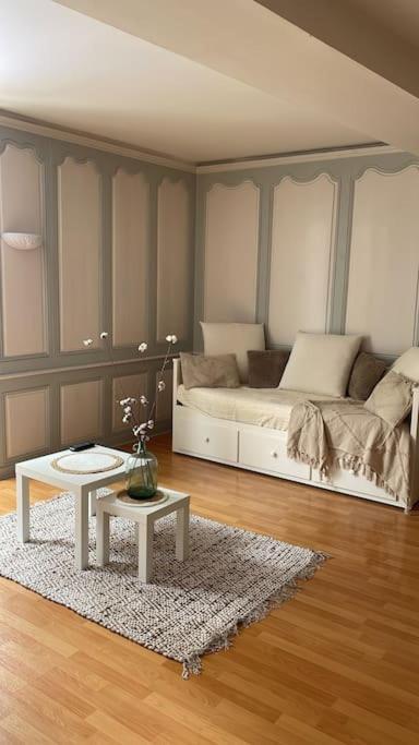 Appartement « Au Coeur De Dole » Extérieur photo