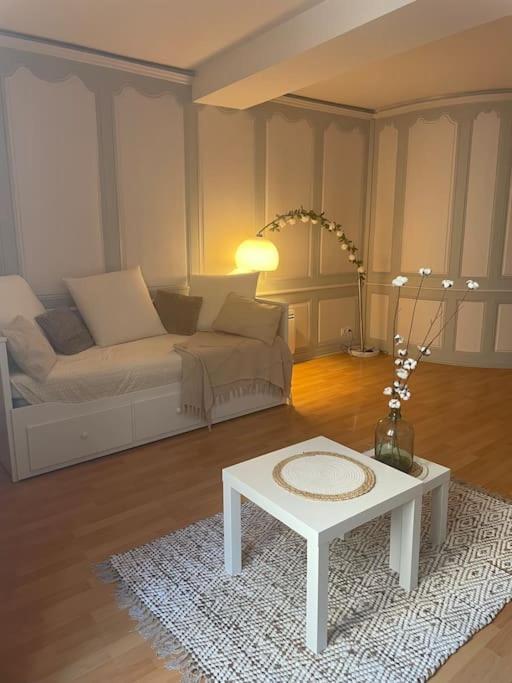 Appartement « Au Coeur De Dole » Extérieur photo