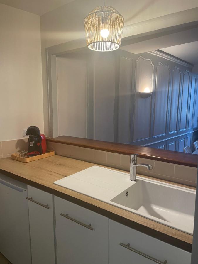 Appartement « Au Coeur De Dole » Extérieur photo